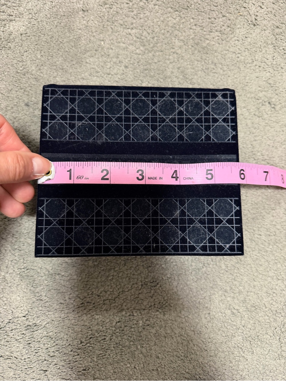 Dior Velvet Compact Case in Black with Gray Pattern - Picture 5 of 6
